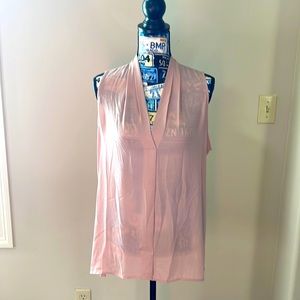 Cream Sleeveless Silk 👚 Shirt